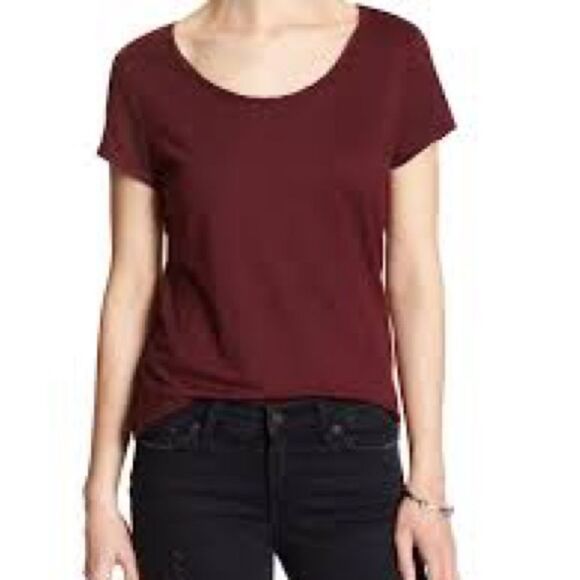 Banana Republic Maroon Short Sleeve Tee - Picture 1 of 4